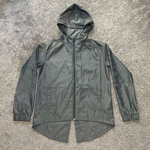 Under Armour Women’s Iridescent Charcoal Windbreaker